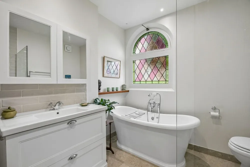 Photos of 728 Coast Road