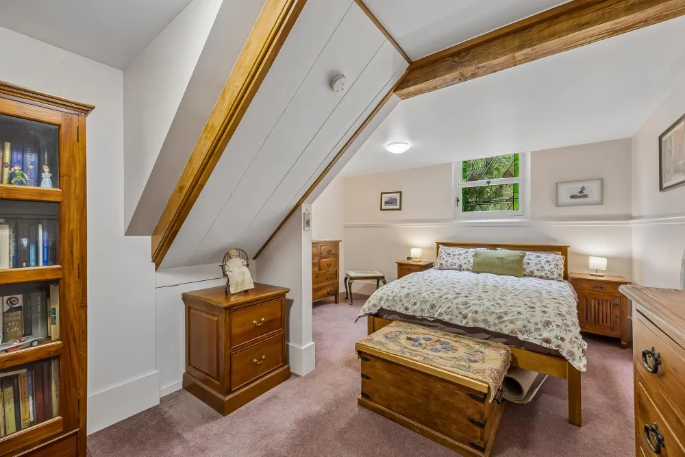 Photos of 728 Coast Road