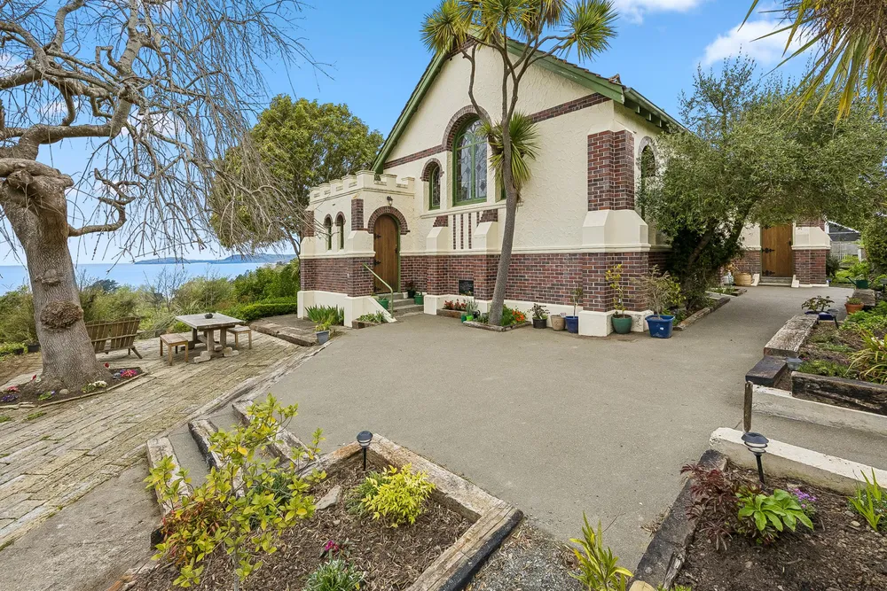 Photos of 728 Coast Road