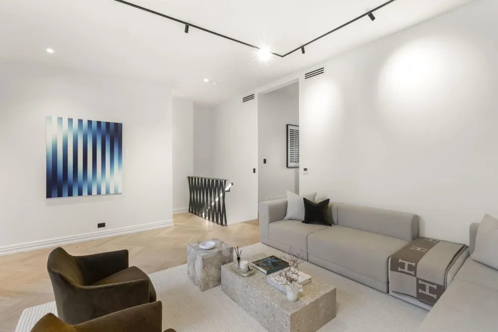 Photos of 77 Sussex Street