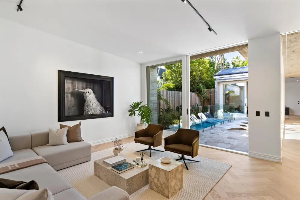 Photos of 77 Sussex Street
