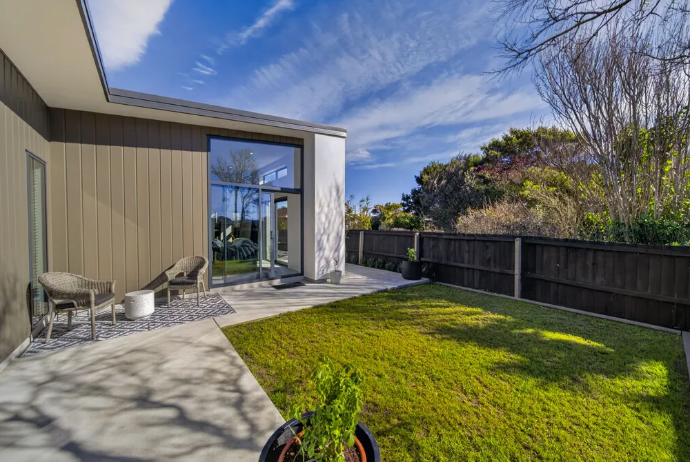Photos of 209 Estuary Road