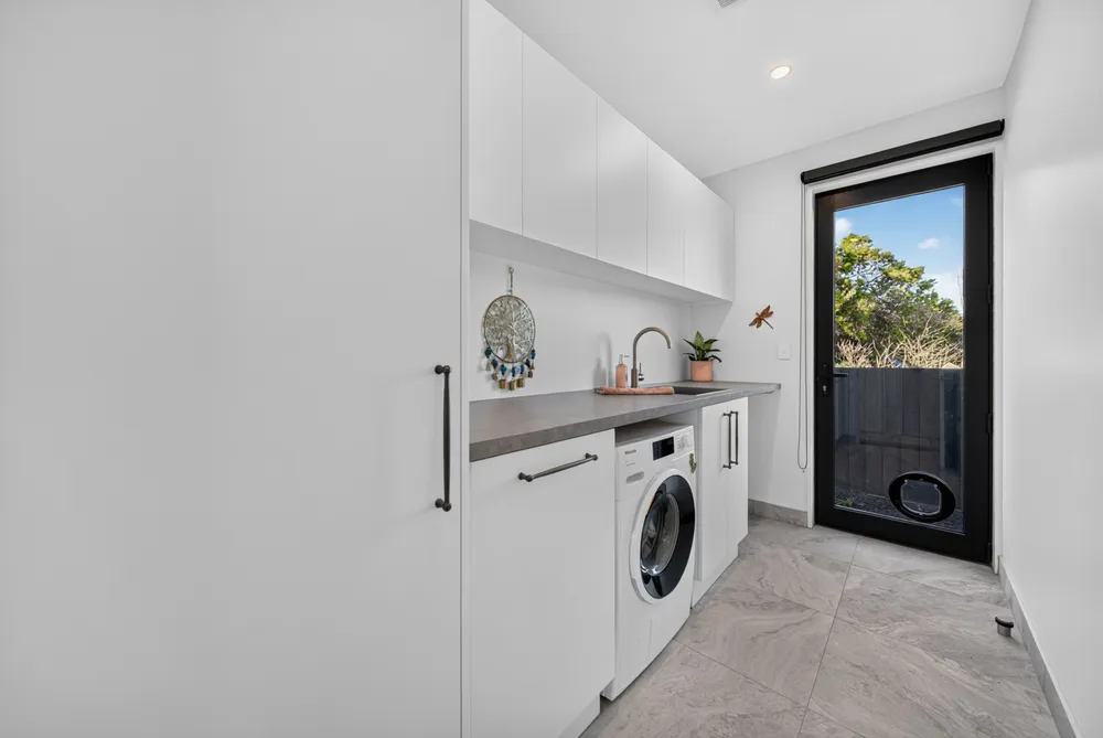Photos of 209 Estuary Road