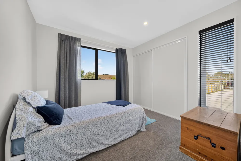 Photos of 209 Estuary Road