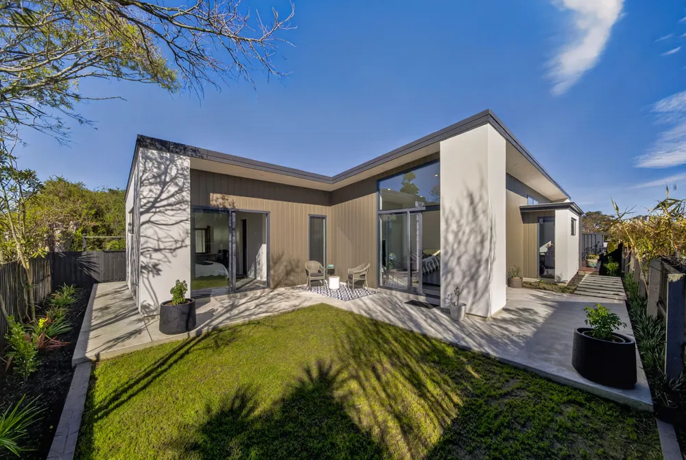 Photos of 209 Estuary Road