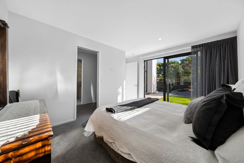 Photos of 209 Estuary Road