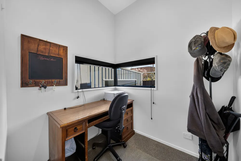 Photos of 209 Estuary Road