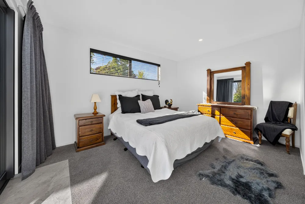 Photos of 209 Estuary Road