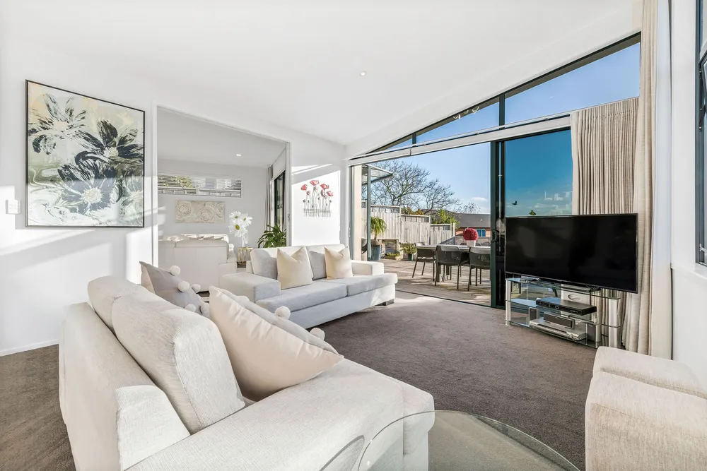 Photos of 11 Brooke Ridge Rise