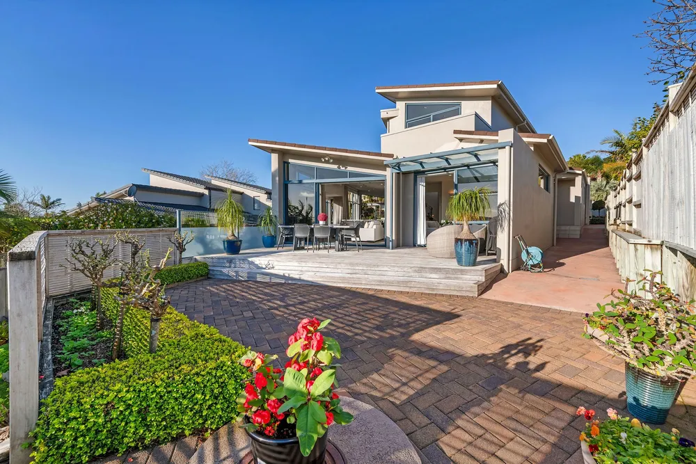 Photos of 11 Brooke Ridge Rise