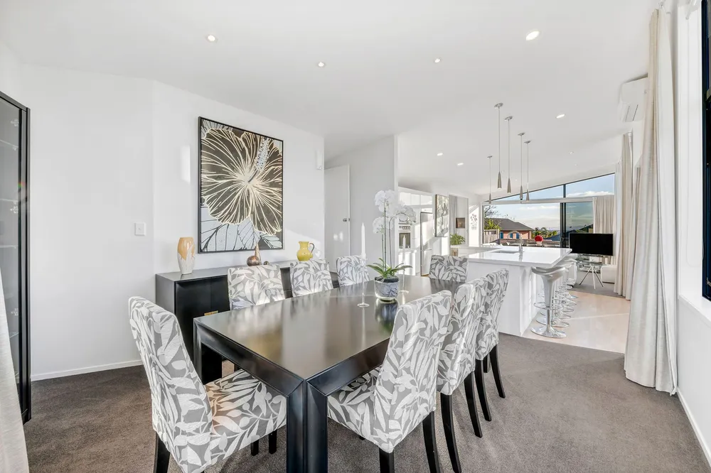 Photos of 11 Brooke Ridge Rise