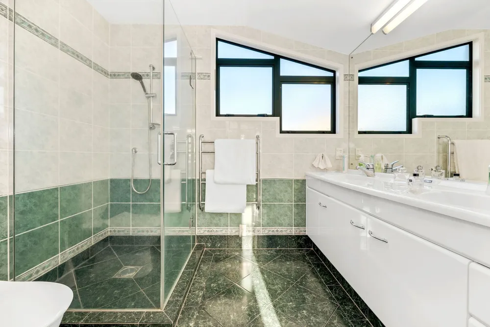 Photos of 11 Brooke Ridge Rise