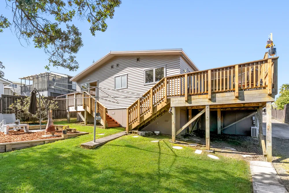 Photos of 43 Redwood Drive