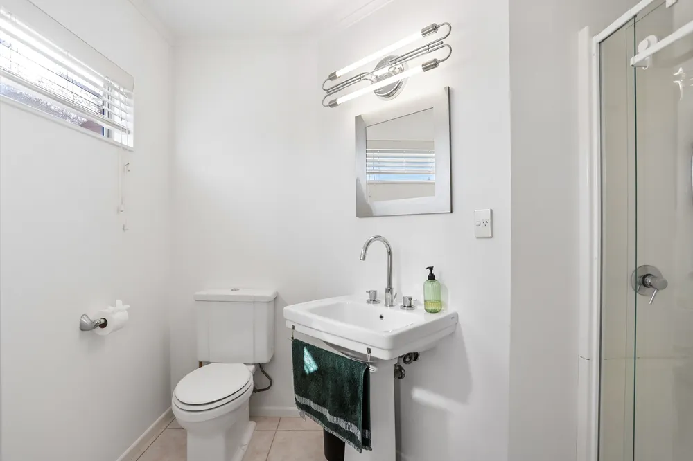 Photos of 686 Te Atatu Road
