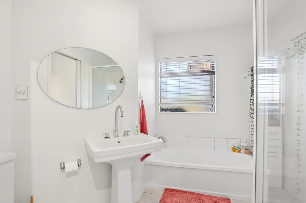 Photos of 686 Te Atatu Road