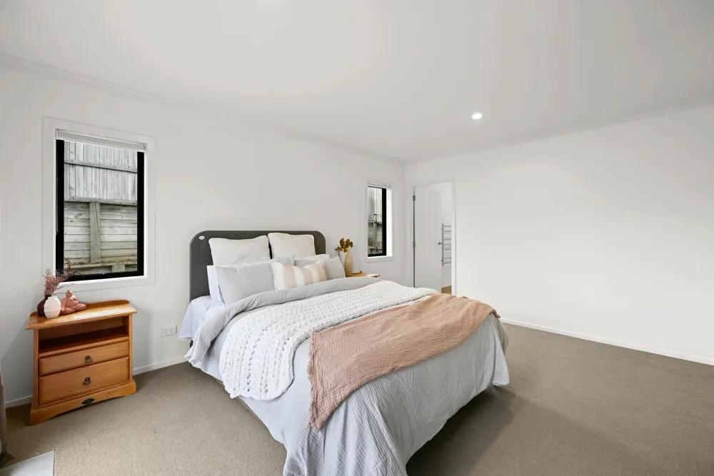 Photos of 44 Keston Crescent