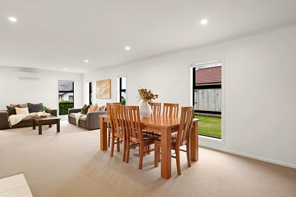 Photos of 44 Keston Crescent