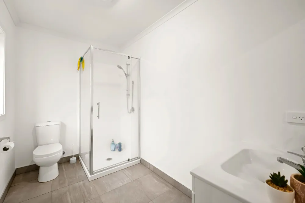 Photos of 44 Keston Crescent