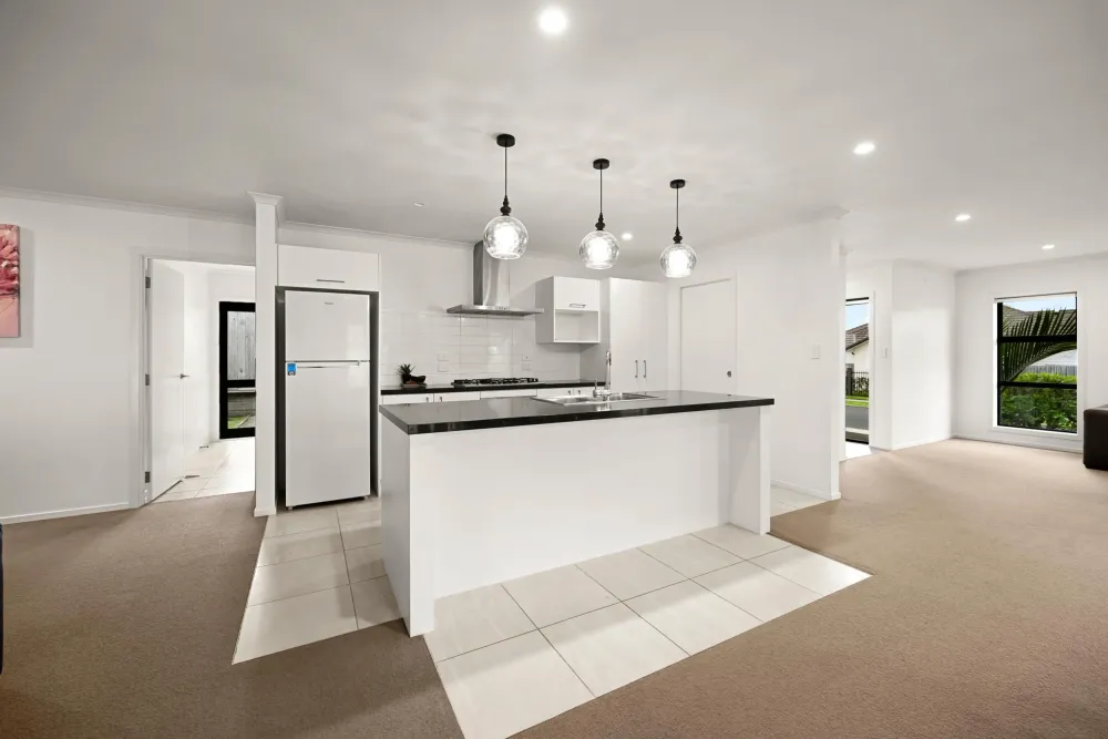 Photos of 44 Keston Crescent