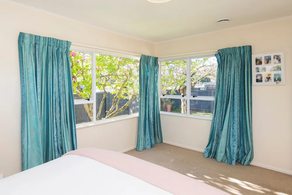 Photos of 4 Lytton Road