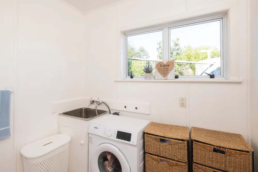 Photos of 4 Lytton Road