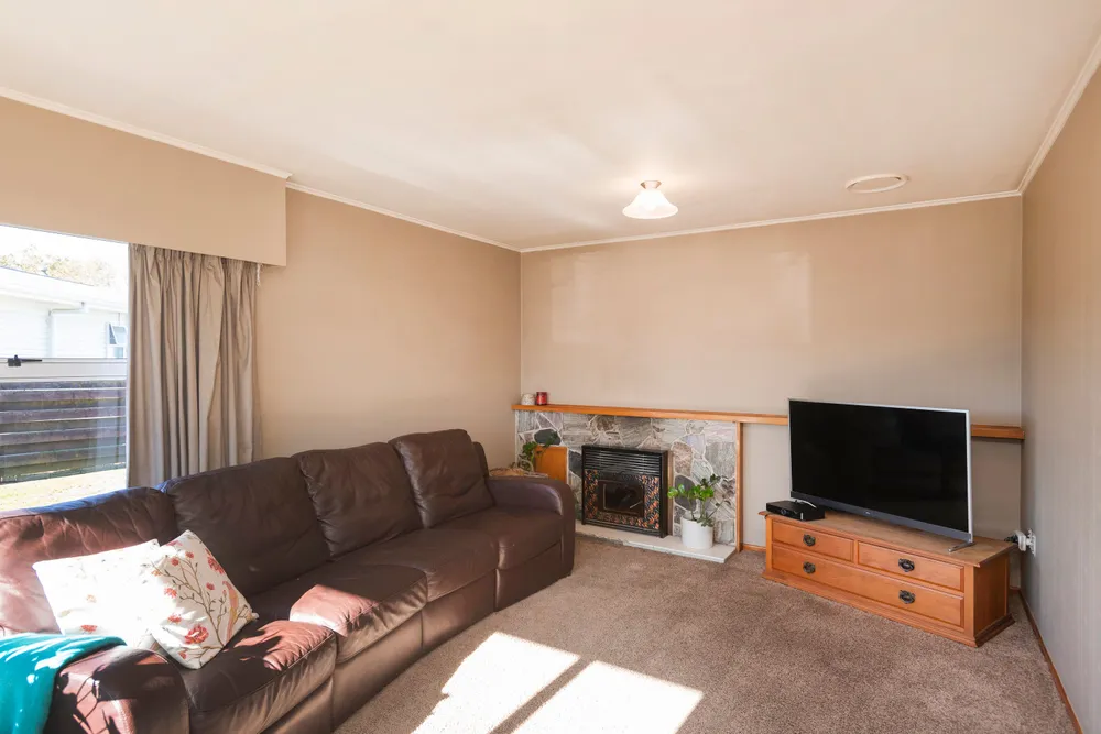 Photos of 4 Lytton Road