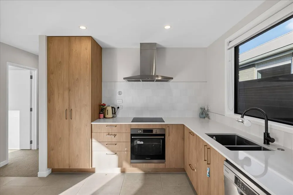 Photos of 2 Wharangi Lane