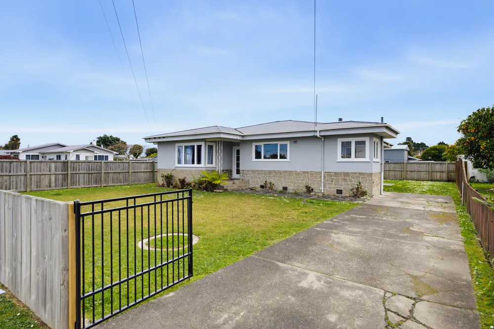 Photos of 15 Macdonald Street