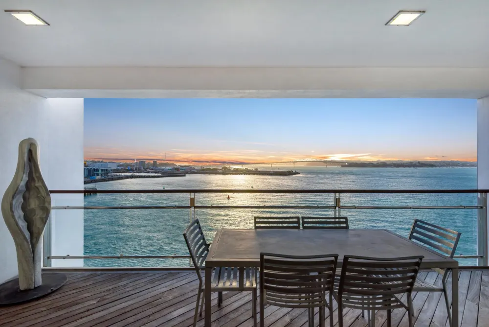 Photos of 45/143 Quay Street