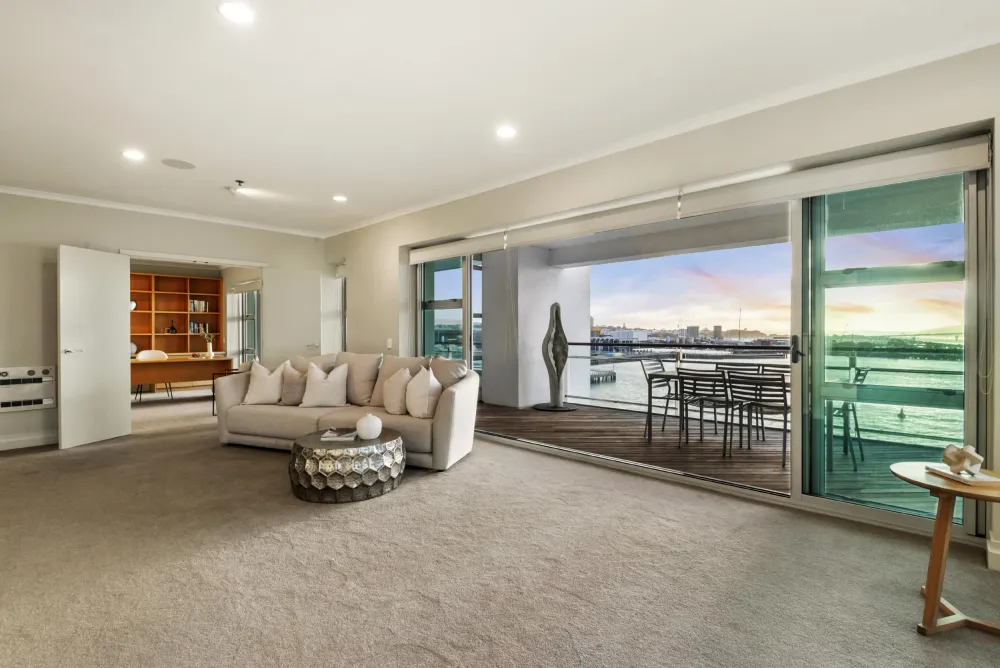 Photos of 45/143 Quay Street