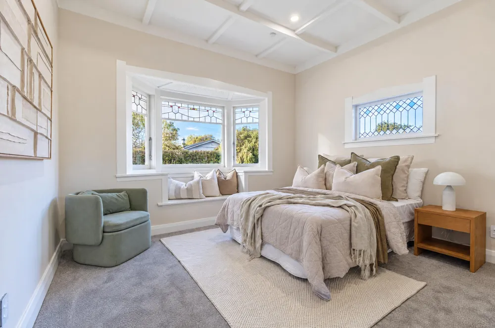 Photos of 77 Halesowen Avenue