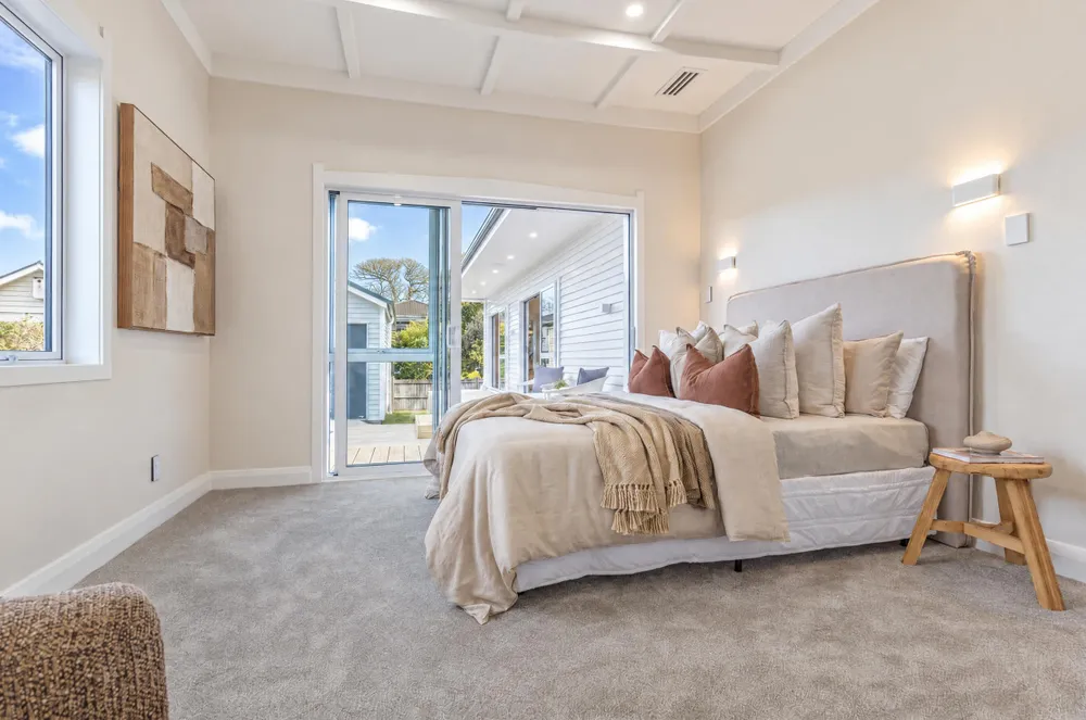 Photos of 77 Halesowen Avenue