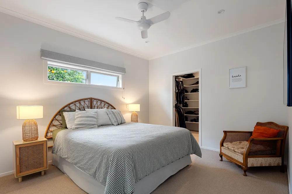 Photos of 569 Aberdeen Road