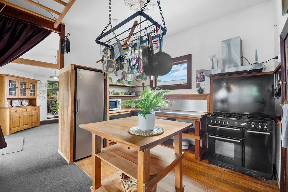 Photos of 113 Sullivan Avenue