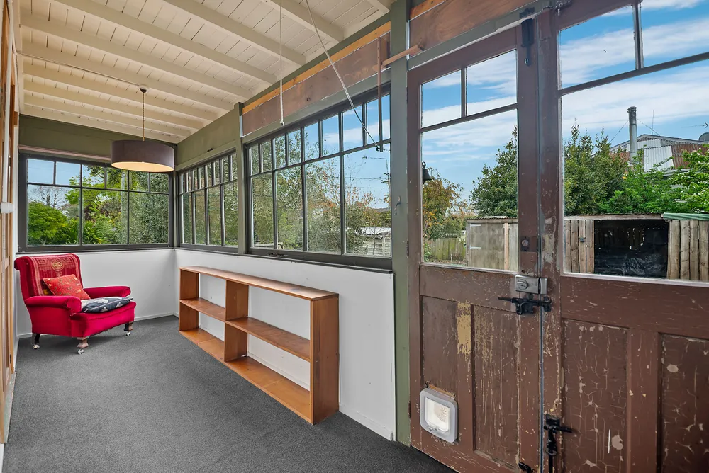 Photos of 113 Sullivan Avenue
