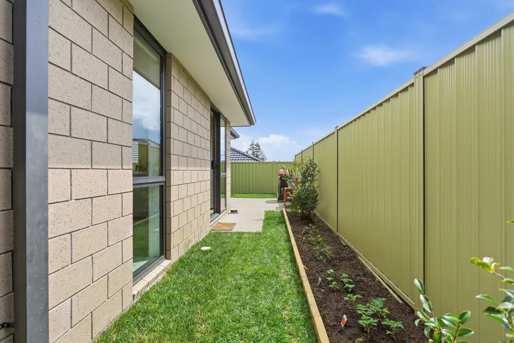 Photos of 3 Bridle Way
