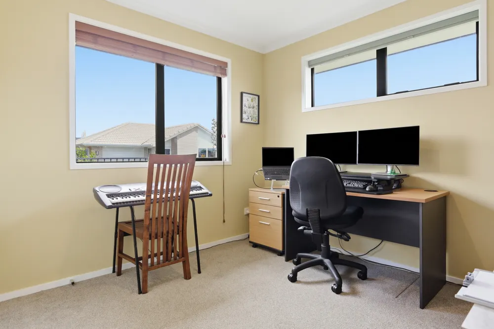 Photos of 3 Bridle Way