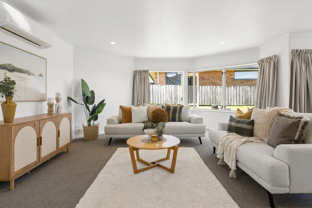 Photos of 81 Kinloch Drive