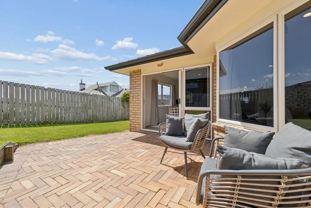 Photos of 81 Kinloch Drive
