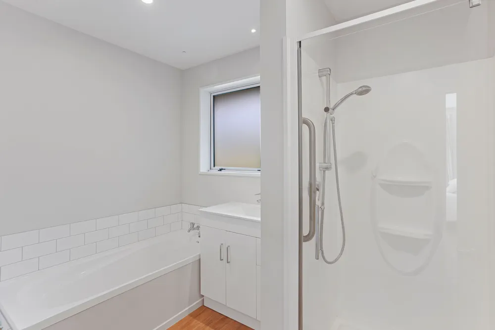 Photos of 15A Kaiwara Street