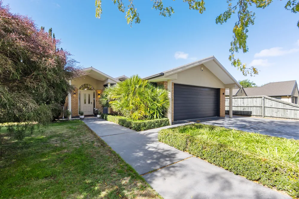 Photos of 12 Mahuri Street