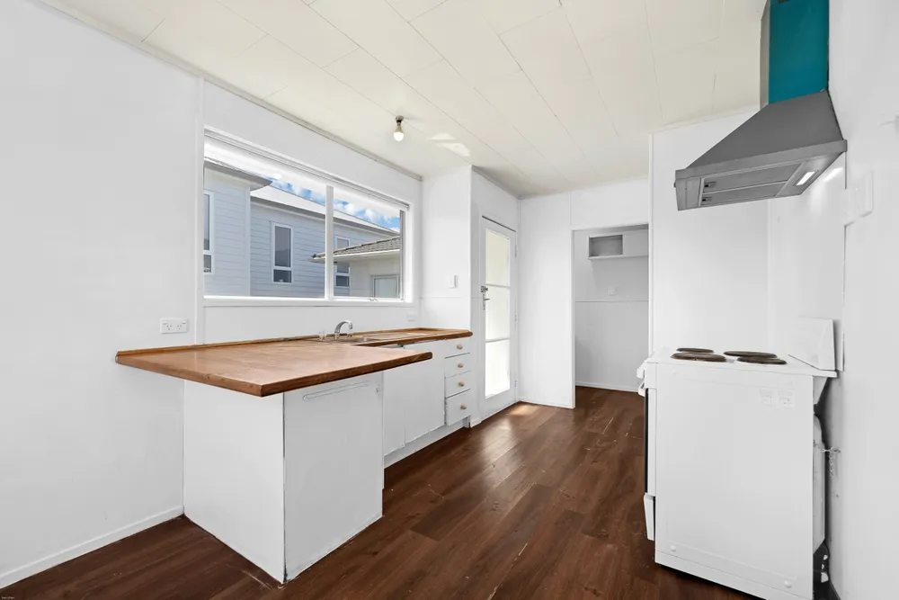 Photos of 37 McDivitt Street