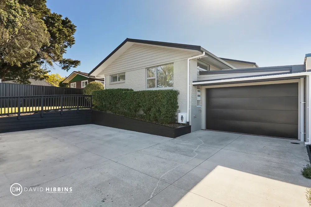 Photos of 11 Stanaway Street