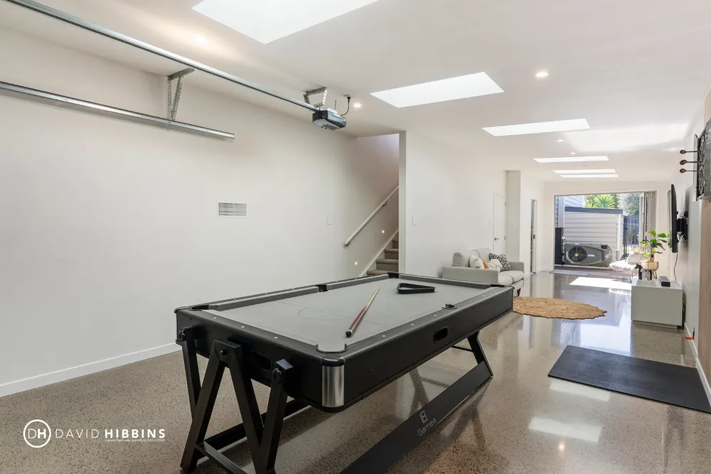 Photos of 11 Stanaway Street