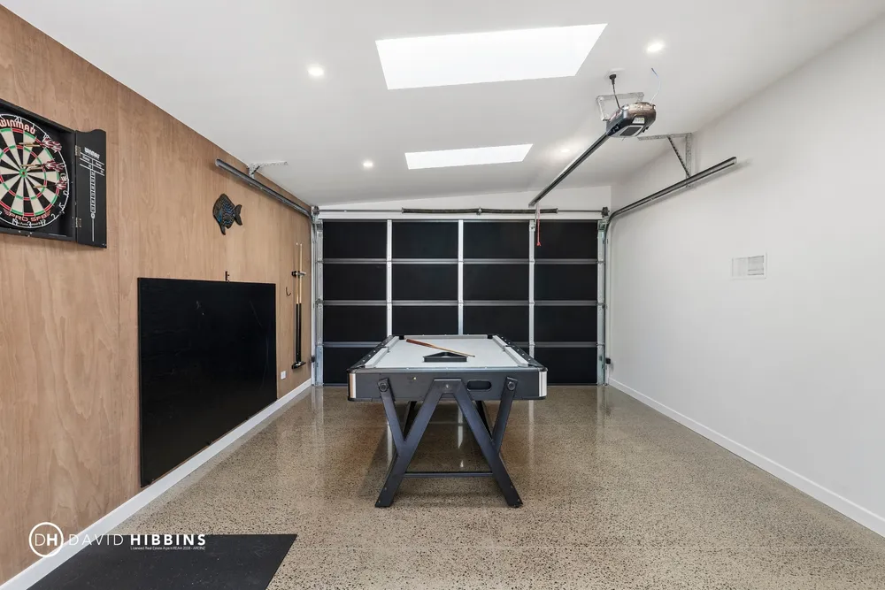 Photos of 11 Stanaway Street
