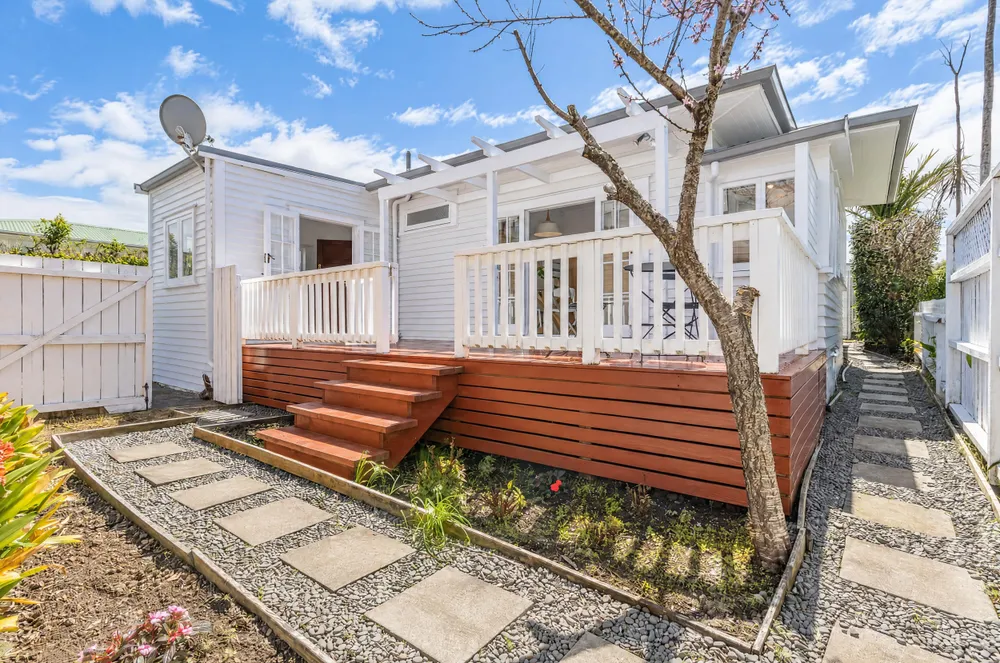 Photos of 26 Fergusson Avenue