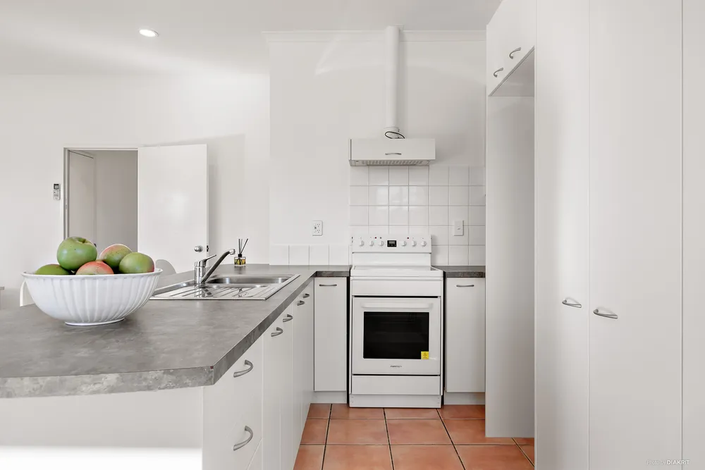 Photos of 222C Moore Street