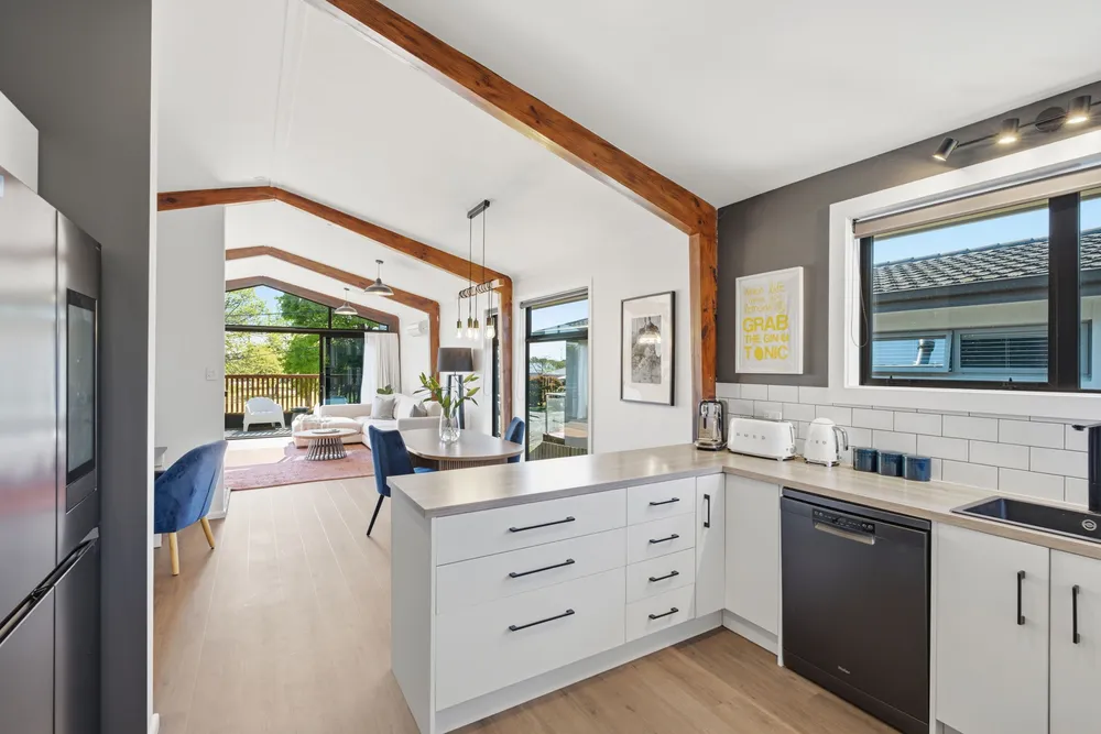 Photos of 19 Nicholas Drive