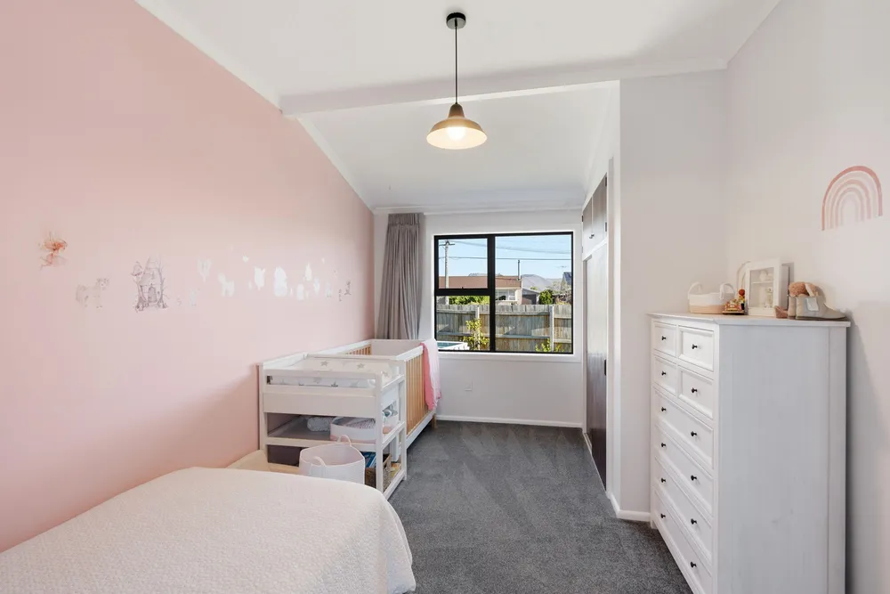 Photos of 19 Nicholas Drive