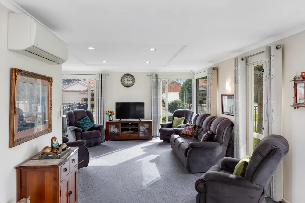 Photos of 15 Becmead Drive
